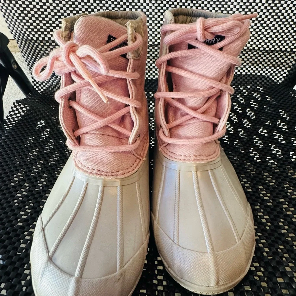 Sperry Big Girl duck boots. Pink and Silver Kids Snow Boots